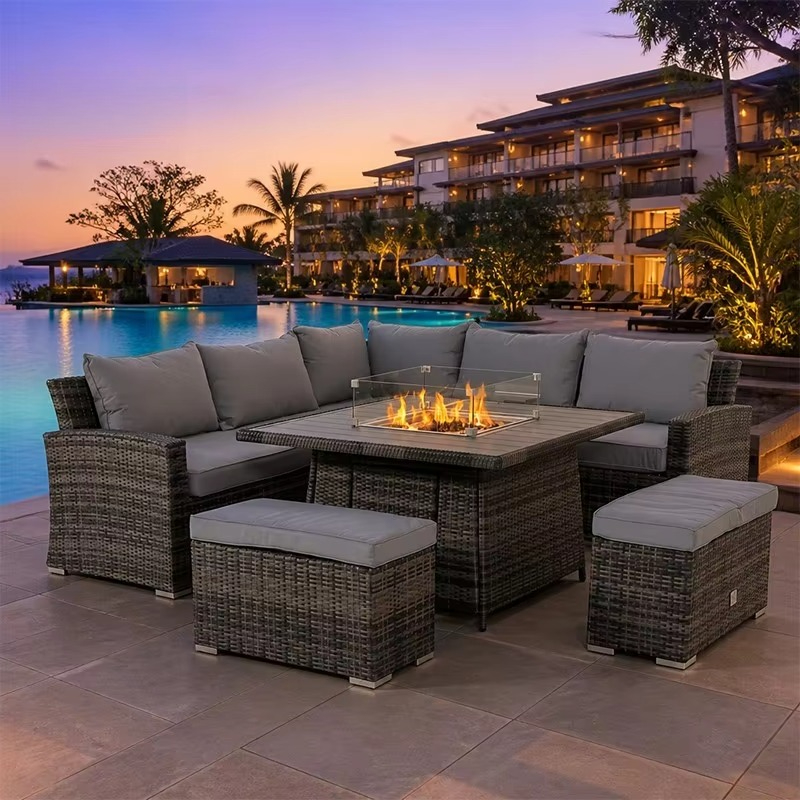 Outdoor Furniture Fire Pit Set - مجموعة أثاث حدائق عصرية مع حفرة